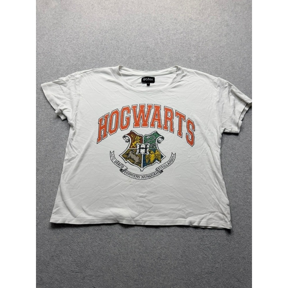 Harry Potter Hogwarts Crest Graphic T-Shirt White Short Sleeve Women L Crop Top
